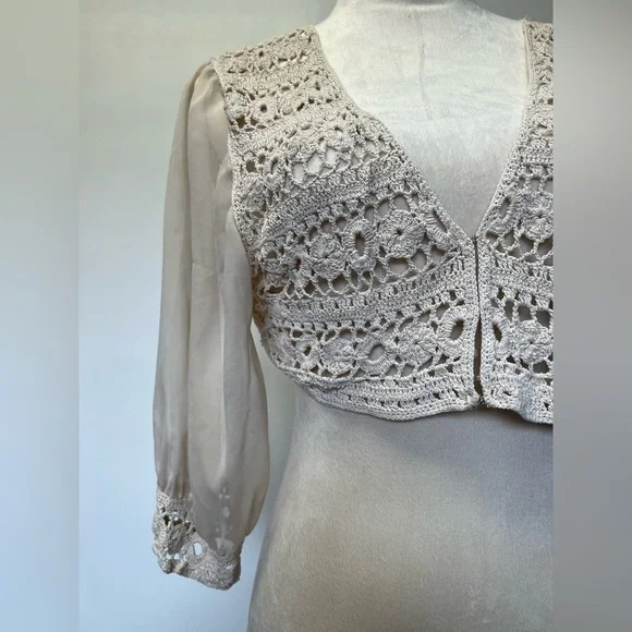 Crochet Sheer Cream Cover Up Women’s Size Medium - Picture 3 of 8